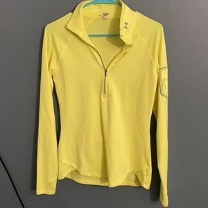 Under Armor All Season Gear Top- Medium